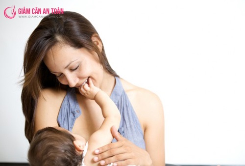 Những cách giúp mẹ sau sinh thắt chặt vòng eo trong những tháng đầu tiên